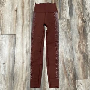 Fabletics burnt orange sculpt knit leggings. Women’s small.